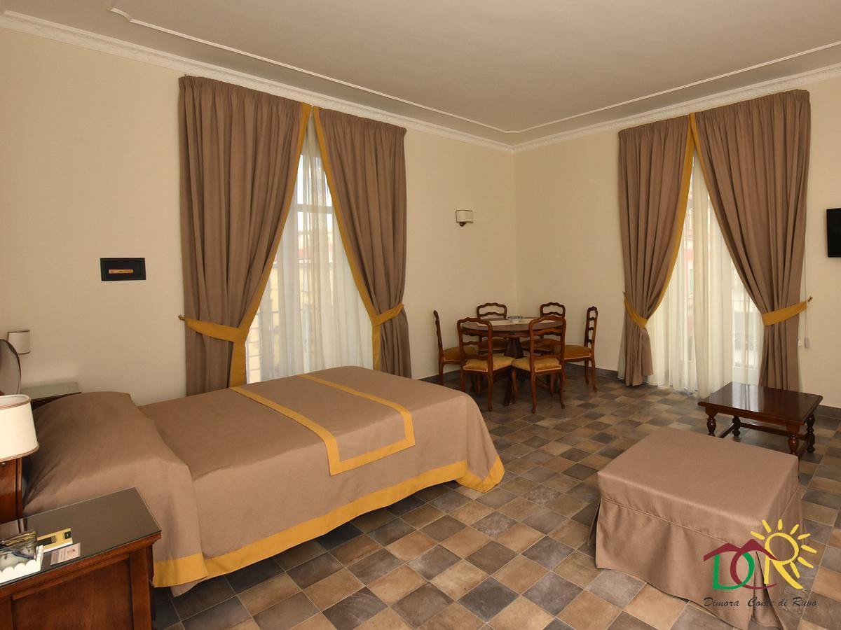 Dimora Conte Di Ruvo Bed & Breakfast Napoli Bagian luar foto