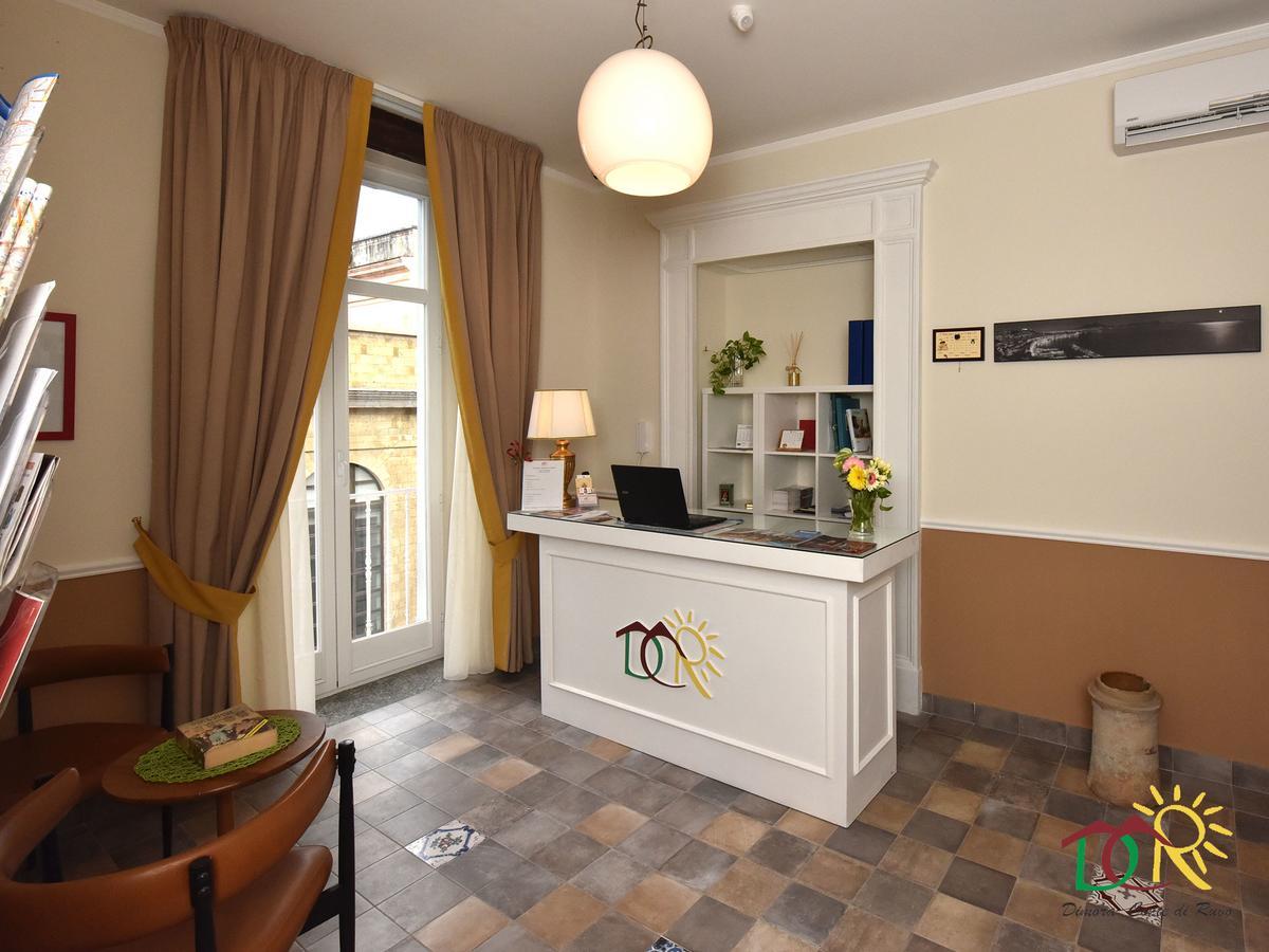 Dimora Conte Di Ruvo Bed & Breakfast Napoli Bagian luar foto